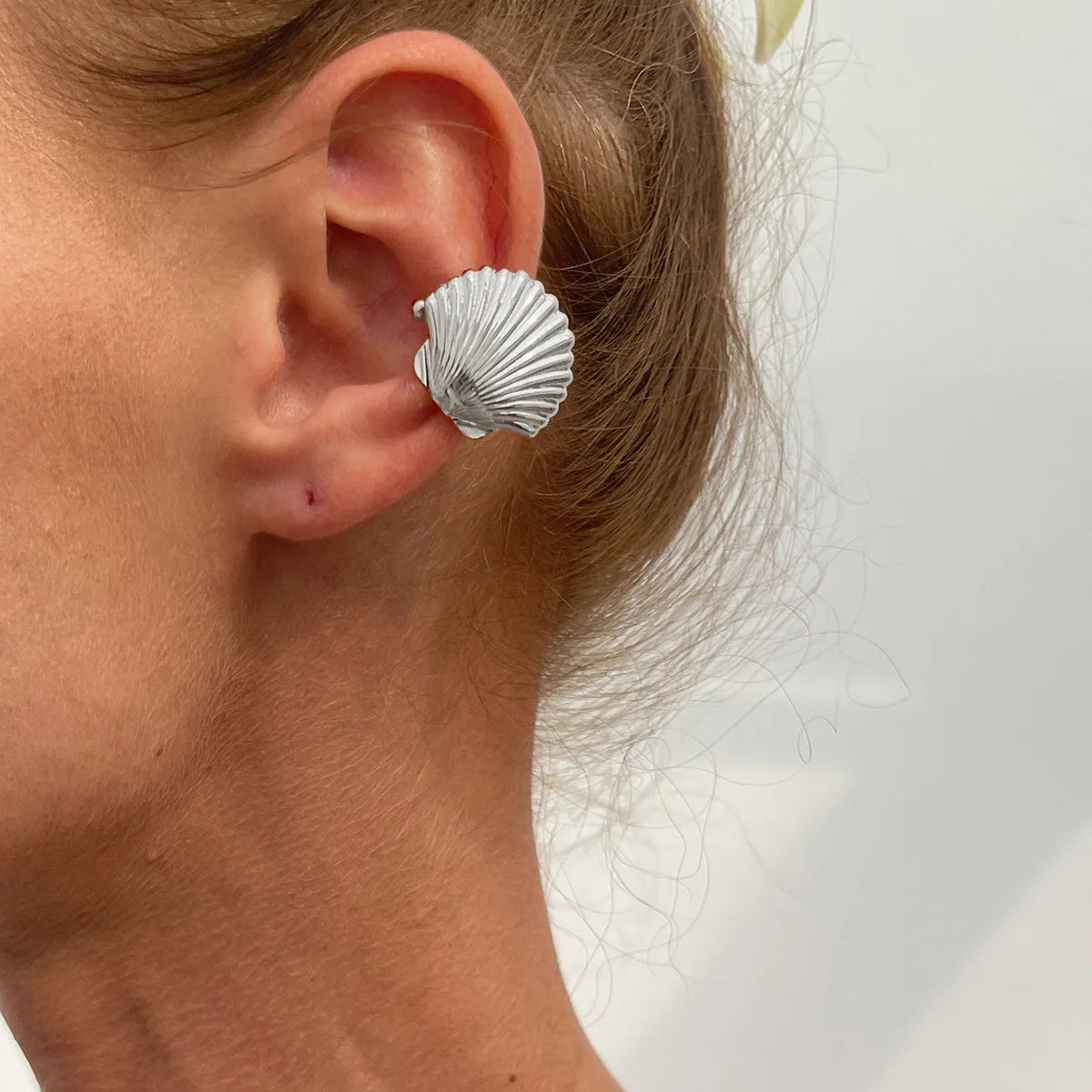 LATS Starfish Shell Flower Clip Earrings for Women Gold/Silver Color Non-Piercing Ear Cuff Daily Jewelry Accessories Party Gift