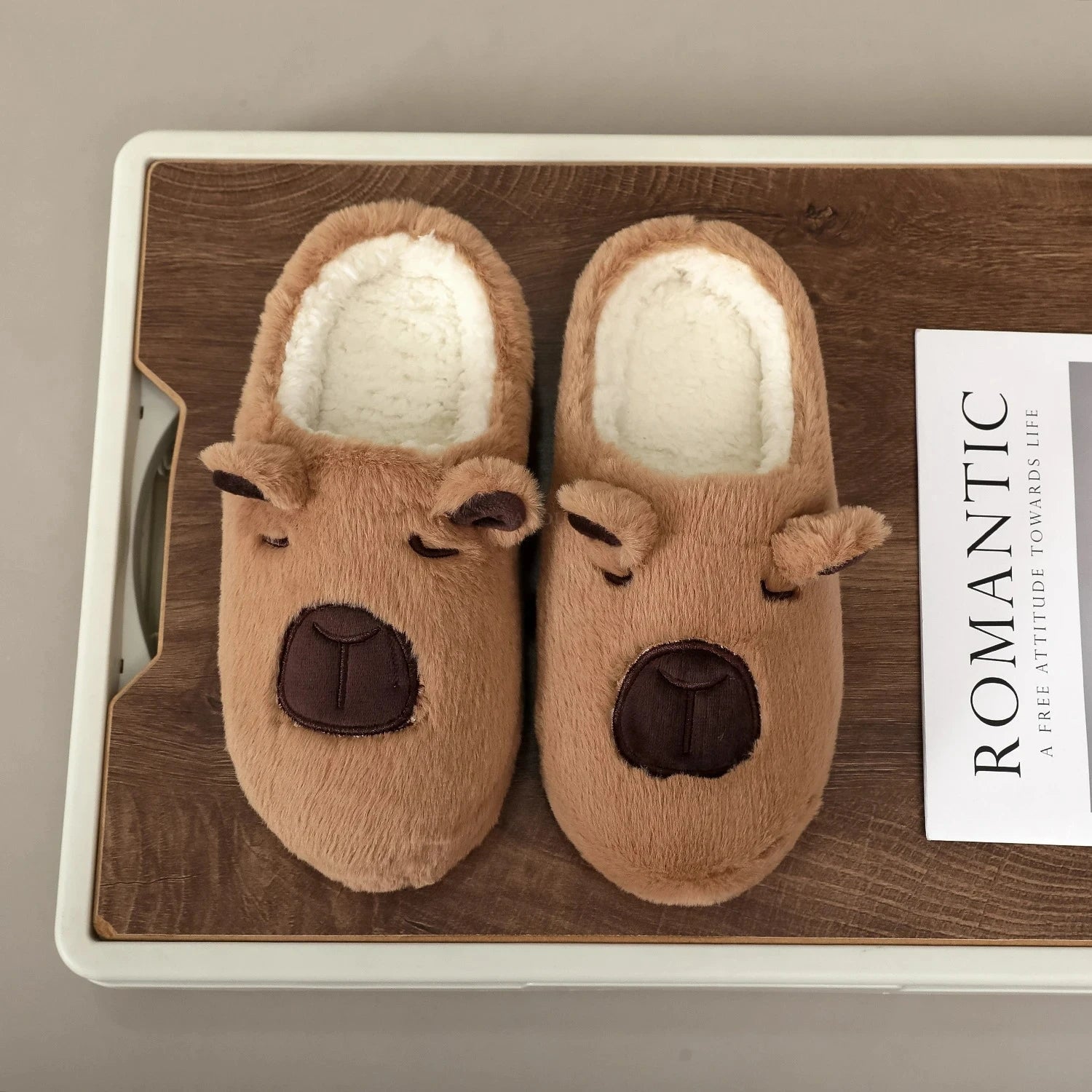 A Pair of Brown Plush Kapibara Animal Patterns,Comfortable Furry Slippers for Men and Women, Lightweight, Comfortable Shoes - PrimeNest